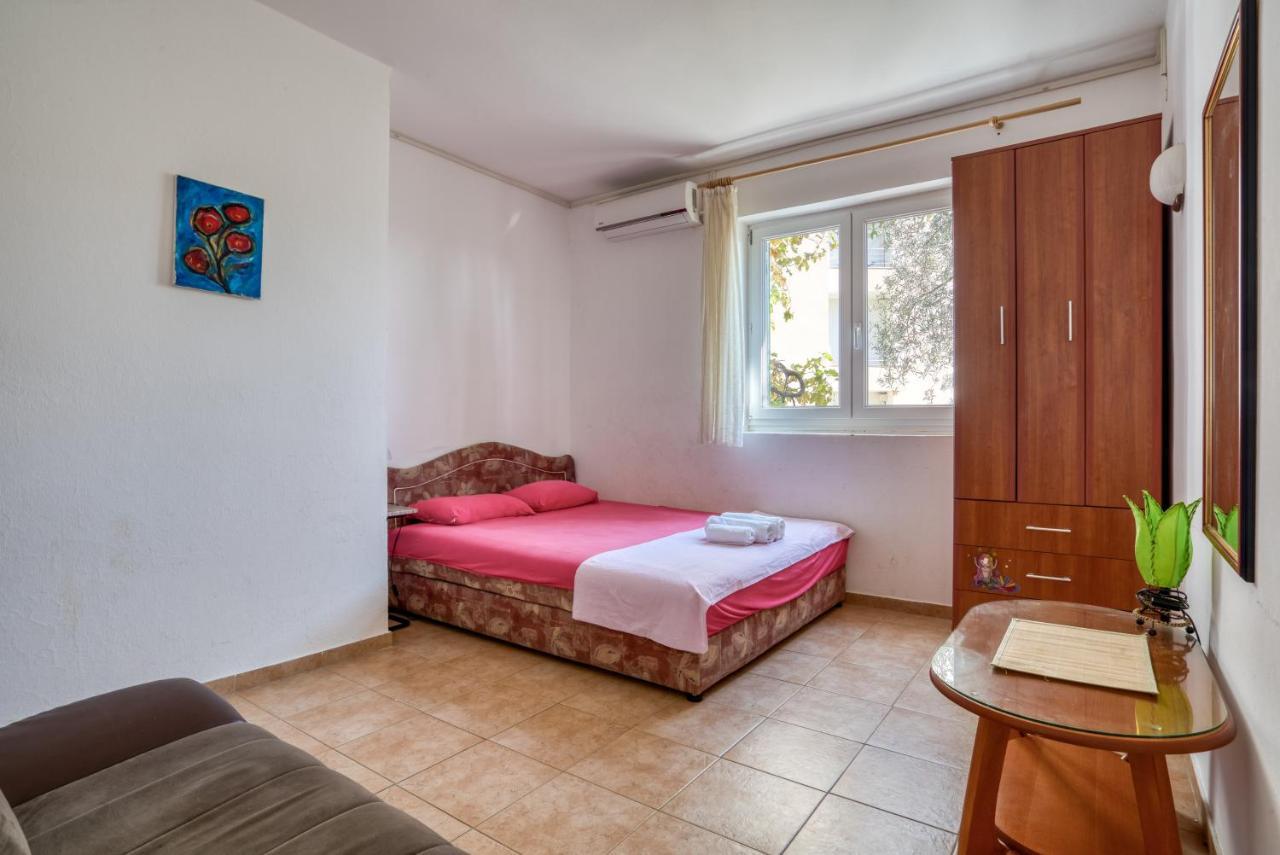 Apartmani Olga Petrovac Eksteriør bilde