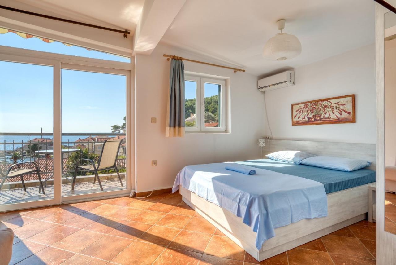 Apartmani Olga Petrovac Eksteriør bilde
