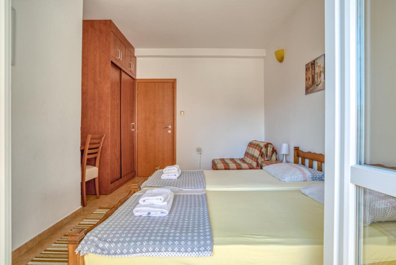 Apartmani Olga Petrovac Eksteriør bilde
